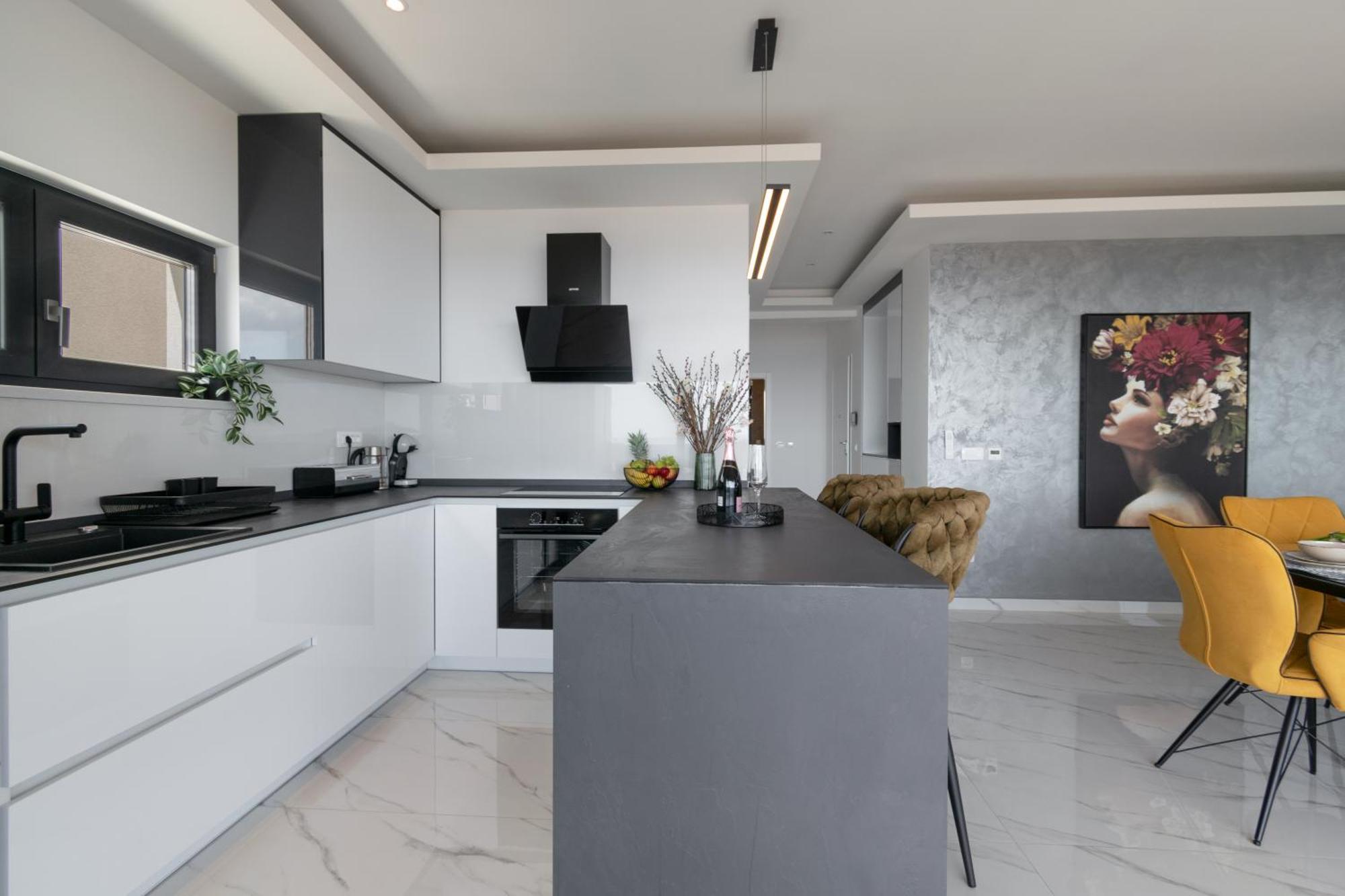 شقة Lux Penthouse Panoramic View With Jacuzzi ماكارسكا المظهر الخارجي الصورة