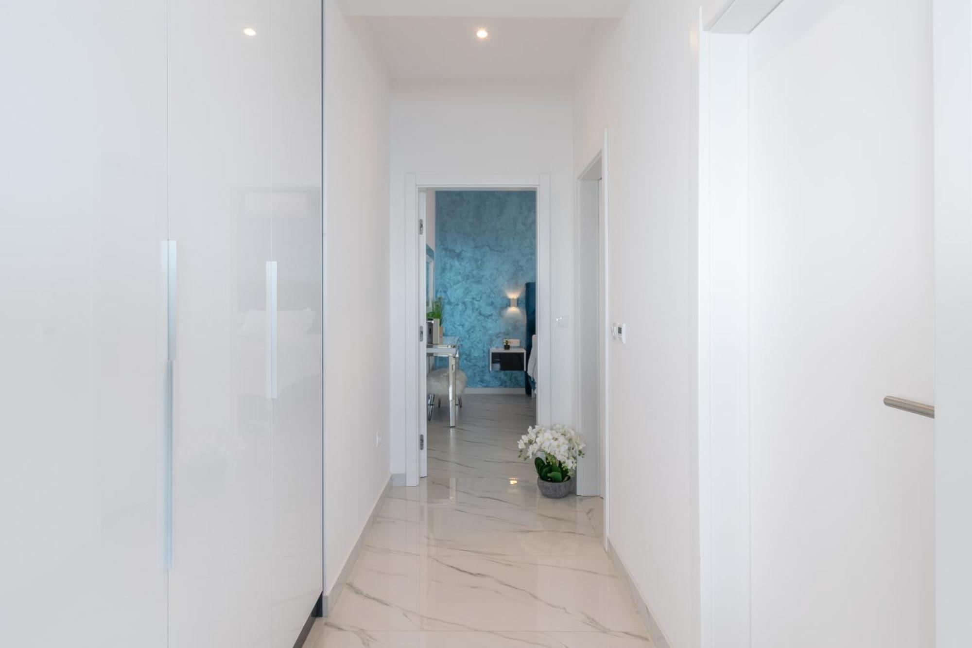 شقة Lux Penthouse Panoramic View With Jacuzzi ماكارسكا المظهر الخارجي الصورة