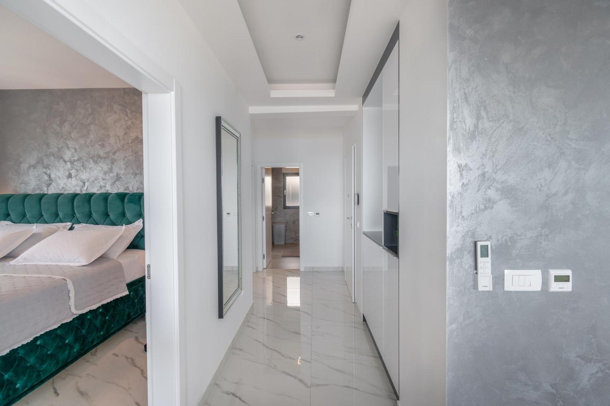 شقة Lux Penthouse Panoramic View With Jacuzzi ماكارسكا المظهر الخارجي الصورة